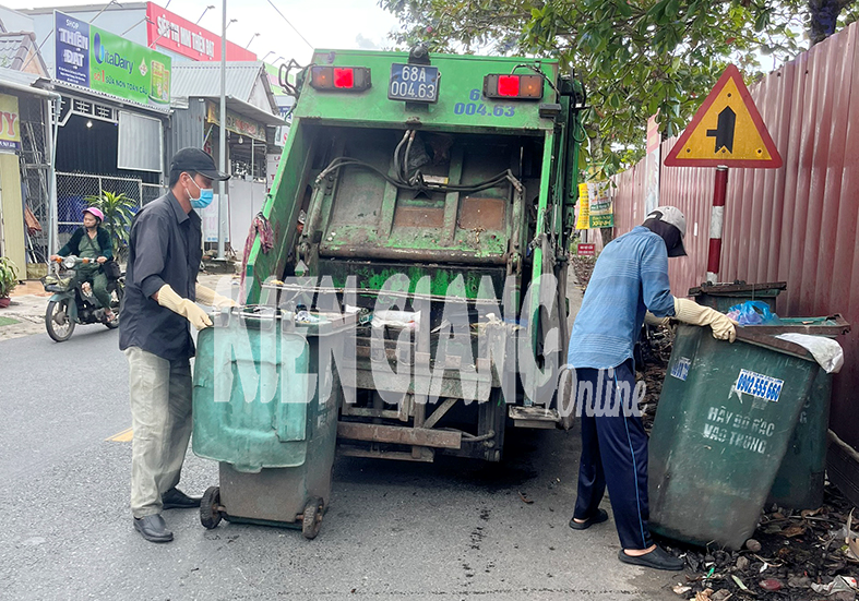 Huyện vùng sâu U Minh Thượng cũng "bí" vì rác thải